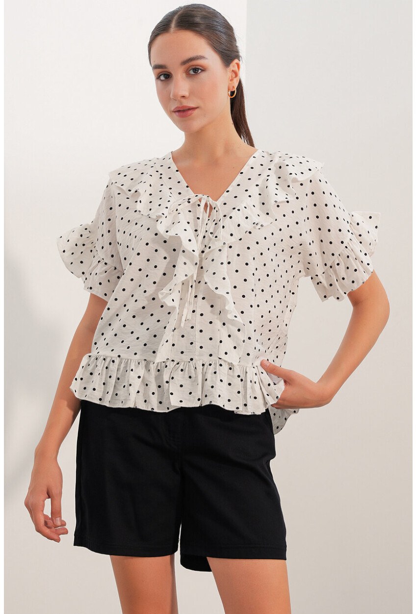 Kadın Kısa Kol Fırfırlı Bluz 40032